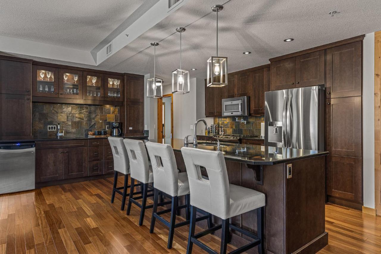 3 Bedroom Condo By Canadian Rockies Vacation Rentals 캔모어 외부 사진