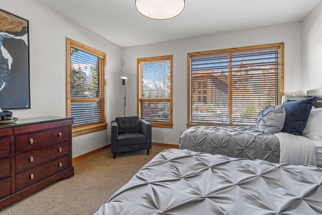 3 Bedroom Condo By Canadian Rockies Vacation Rentals 캔모어 외부 사진